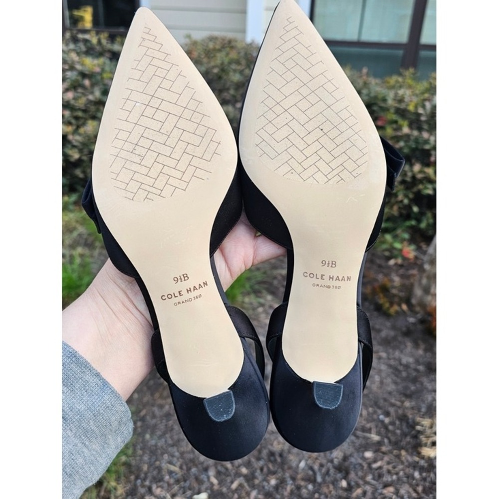 Cole Haan Noella Bow Sling Pump 9.5 Black Satin Kitten Heel Slingback NWB ~ - Picture 7 of 9